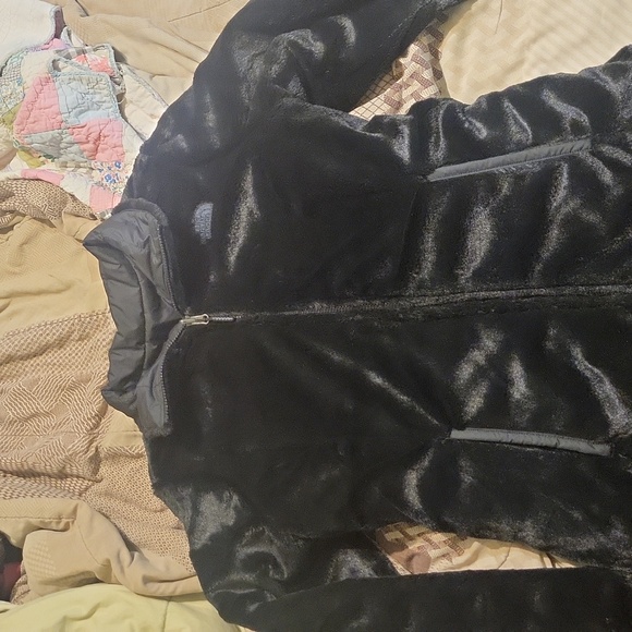 Reversible Jacket - Picture 2 of 4